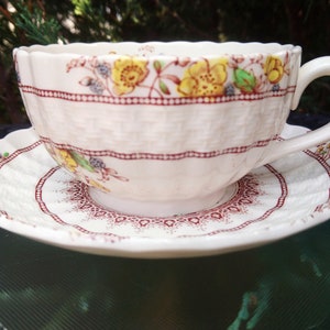 Vintage ROYAL ALBERT Bone China Yellow Buttercup Floral Tea Cup