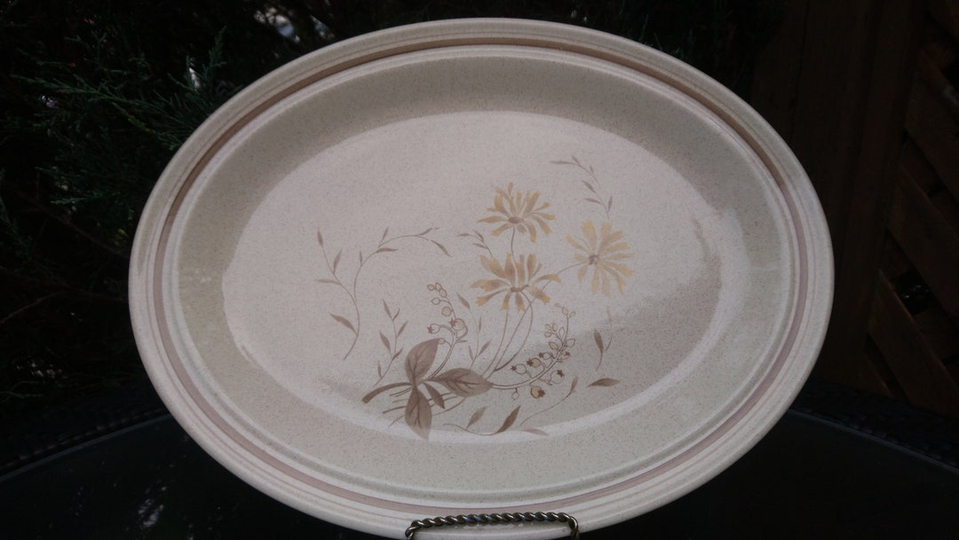 Royal Doulton, Lambeth Stoneware, Sandsprite Pattern, L.S. 1013