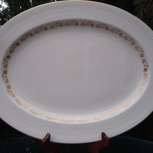 Royal Doulton Englisch Translucent China, Fairfax Muster TC1006 Servierplatte, Tablett, Schale, Platte, Sammlerplatte, Schrankplatte, Tablett