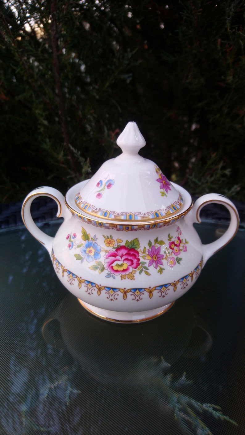 Vintage Royal Grafton Fine Bone China, Made In England, Malvern Pattern, Sugar Bowl With Lid, Vintage China, Collectible Porcelain image 6