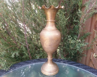 Vintage Ornate Brass Urn Or Vase, Table Decoration, Etched Detailing With Fluted Rim Flower Vase Or Urn, Made In India