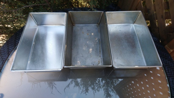 Vintage Rectangular Baking Pans Set of Three Metal Baking 