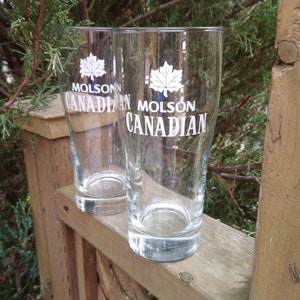 Molson Canadian Beer Glasses, Barware Glasses, 16 Ounces, Set Of Two Clear Glass, White Lettering And Maple Leaf
