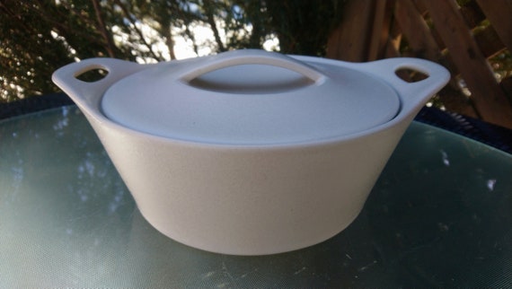 Corningware Creations Stoneware 1.4L Two Handled Lidded Microwave and Oven  Safe Cookware Casserole Dish, White, Heavy, Cooking Lidded Bowl 