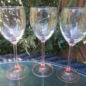 Pink/Clear French Wine Glasses - Vintage – mrs.mandolin