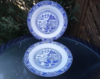 Vintage Royal Oak Blue Willow 1980s Tableware, Blue Decor On White, Blueware, Set Of Two Dinner Plates,10.5" Diameter
