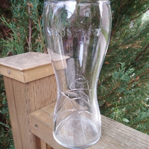 Vintage Strongbow Cider Collectible Barware Drinking Glass, Embossed Glassware, 16 Ounces, European Barware Glass, Collectible Glassware