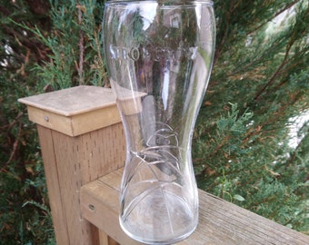 Vintage Strongbow Cider Collectible Barware Drinking Glass, Embossed Glassware, 16 Ounces, European Barware Glass, Collectible Glassware