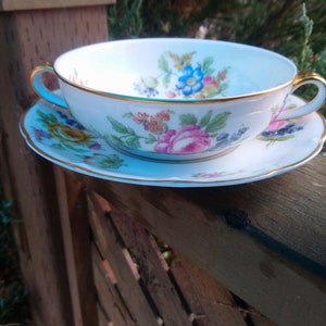 Vintage Haviland France, französisches Porzellan, eine Creme Suppenschüssel mit zwei Griffen, Unterteller. Rosedale Muster, 1930er Jahre Geschirr, Florale Goldborte