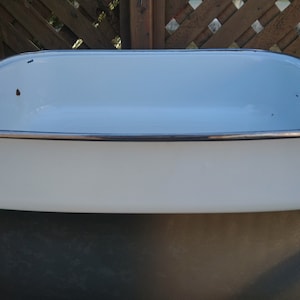Vintage Large Handled Rectangular White With Silver Trim, Enamel Roasting Pan, Cooking Pan, Metal With White Enamel, |Cooking Pot, Vintage