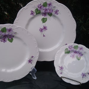 J&G Meakin English Ironstone Sterling English Violets Pattern One Dinner Plate, Salad Plate, Bread Plate, Scalloped Embossed Rim