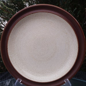 Vintage Denby Potter&#39;s Wheel, Discontinued 1974-1981, One Dinner Plate, Speckled Stoneware, Brown Trim, Made In England China
