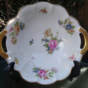 Haviland France, Rosedale Muster, Offene runde Gemüseschale mit zwei Griffen, mehrfarbige Blumen, überbackener Rand, Goldrand, Dekor