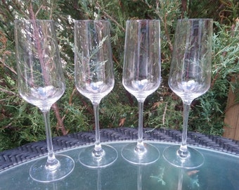 Conjunto de cuatro copas de champán vintage, copas de beber de tallo largo, cristalería transparente, copas de barware, barware vintage, flautas de champán