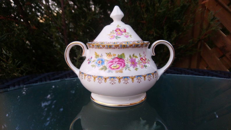 Vintage Royal Grafton Fine Bone China, Made In England, Malvern Pattern, Sugar Bowl With Lid, Vintage China, Collectible Porcelain image 2