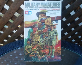 Kit di miniature in plastica per modellini militari Tamiya, scala 1/35, fanteria britannica dell'ottava armata Desert Rat, prodotto in Giappone, kit n. MM132-300