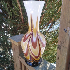 Mid Century Italian Opaline Florence Vase, Designed By Carlo Moretti, Vintage 1970s, Italy, Table Decoration, Art Vase