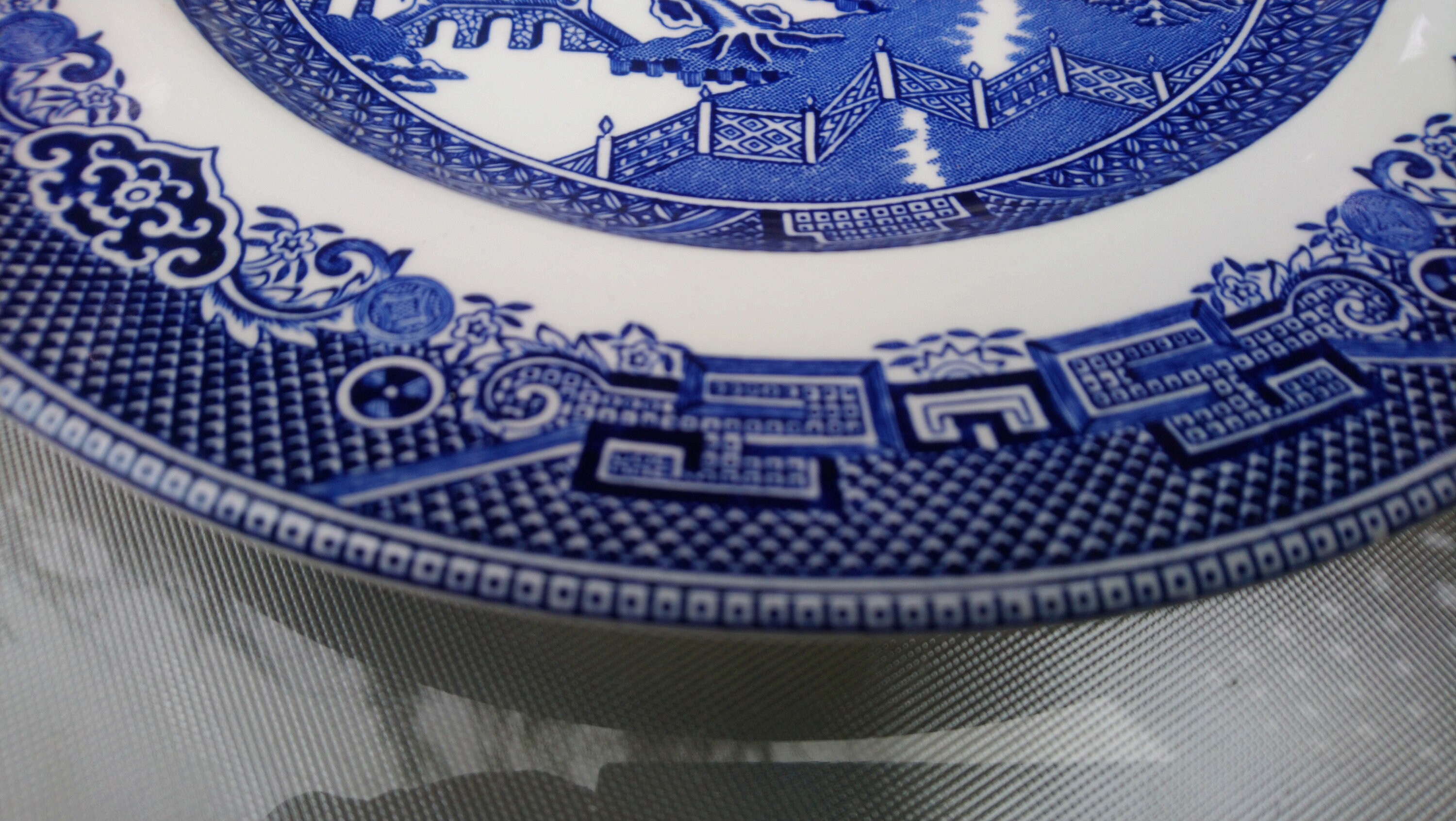 ジョンソン ブラザーズ、ブルー ウィロー、ディナー プレート 2 枚