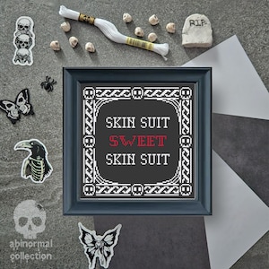Tailleur peau douce Costume peau douce motif point de croix | Motif de point de croix effrayant | Modèle de point de croix Halloween en téléchargement numérique
