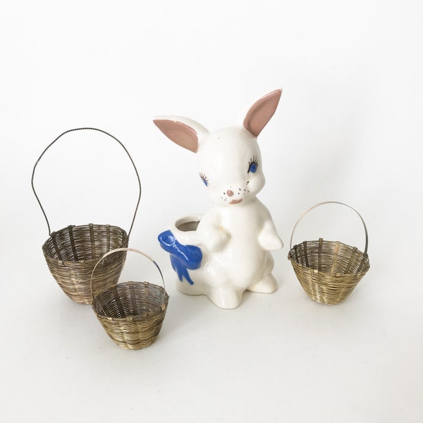 Vintage Bunny Rabbit Planter. Ceramic DeLee of California Animal Figurine Planter. Easter Decor. Kid's Room Decor. Nursery Decor