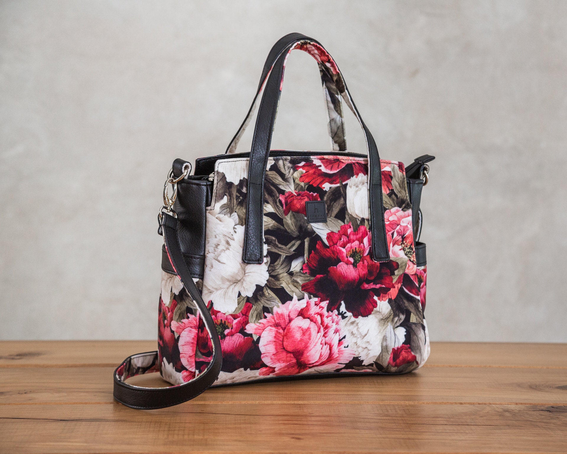 Borsa Tracolla Guess Borsa Guess Nera Con Fiori Guess Borse