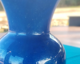 Painted Glass Vase: Shimmering Blue VS09