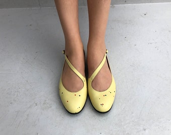 Handmade Mary Janes | Yellow Shoes | Yellow Mary Janes | Women's Flat Shoes | Gift For Her | Women's Leather Shoes