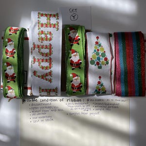 Liquidação e desconto Wired Ribbon Sets. Guirlandas, decorações para festas de fim de ano, projetos de artesanato. árvore de natal verde alegre colorido natal