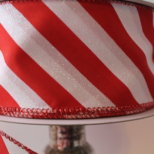 Weihnachtliches Band 10m Schleifenband Zuckerstange, rot weiß gestreift. Niedlich, trendy; hochwertiges Drahtband zum günstigen Preis