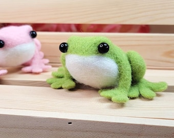 DIY Needle felting kit- Little froggy