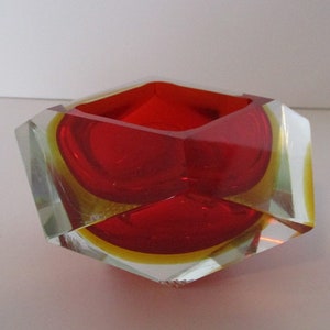 Murano Faceted Glass Bowl by Mandruzzato circa 1970s, Seguso Italy,Murano glass ,vintage Murano bowl ,Murano Flavio Poli faceted bowl