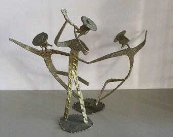 MCM Brutalist Metal Art Hasidic dancing Sculpture ,Vintage Judaica art Artist Signed, Brutalist Judaica art ,MCM Brutalist Metal Art