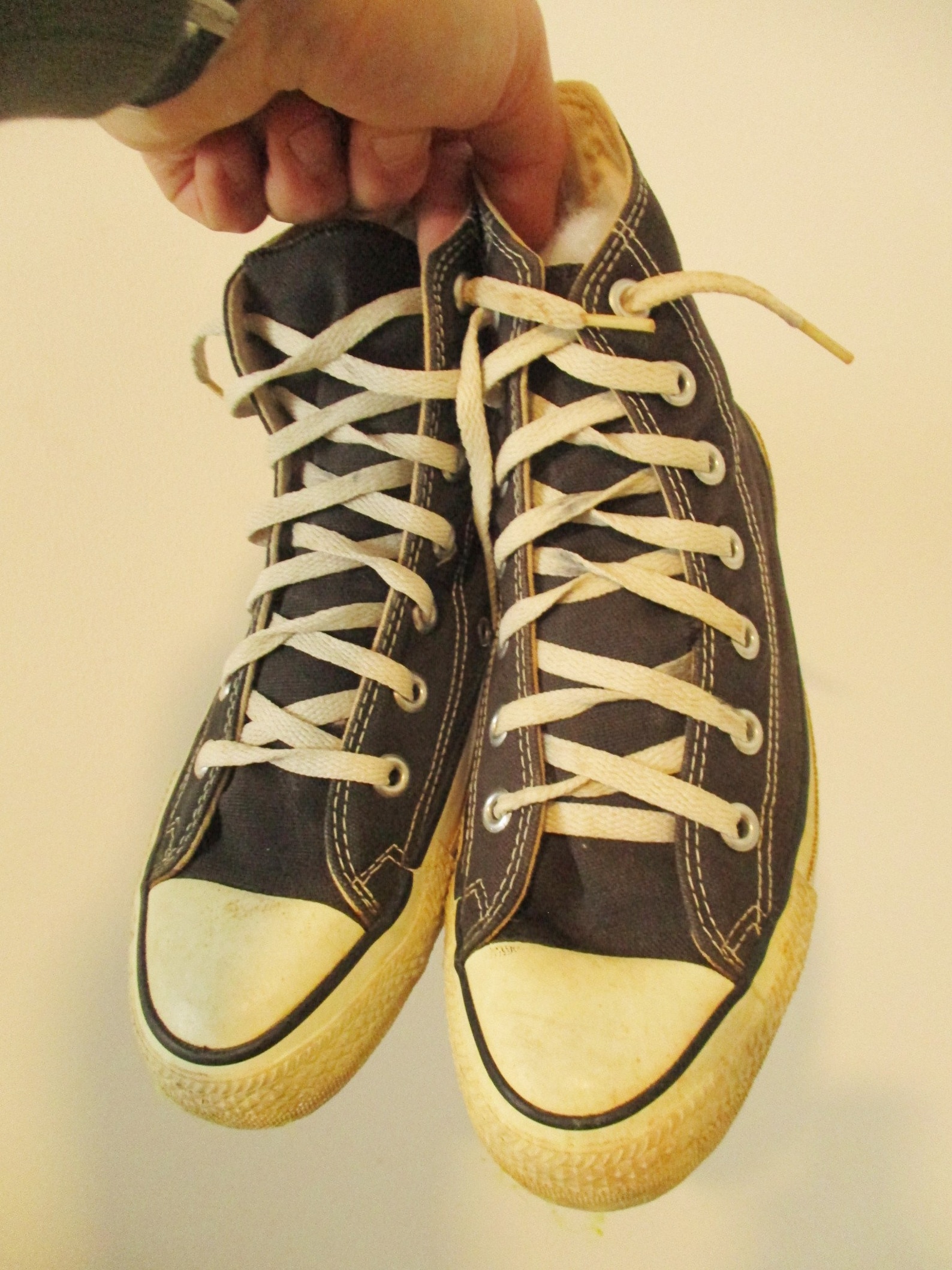 Vintage High Top Black Converse Chuck Taylor Shoes USA Made 5 - Etsy