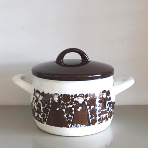 Arabia Kaj Frank Enamel , Finel Arabia enamel cooking pot , kaj Frank , Finnish Retro kitchen ware, Finel Arabia  cooking pot ,