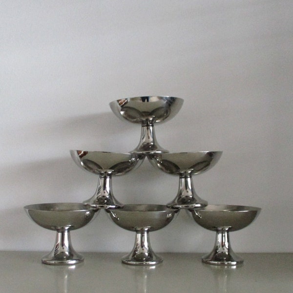 Six ice cream cups in stainless steel by Carlo Alessi for Alfra Italy, Alessi vintage , Alessi stainless steel , Alessi dessert bowls