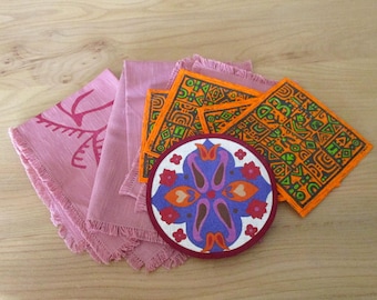 Place mats , drink mats lot ,Israel table linen lot ,Israel 1960s -70s.Printed cotton, vintage retro  table linnen