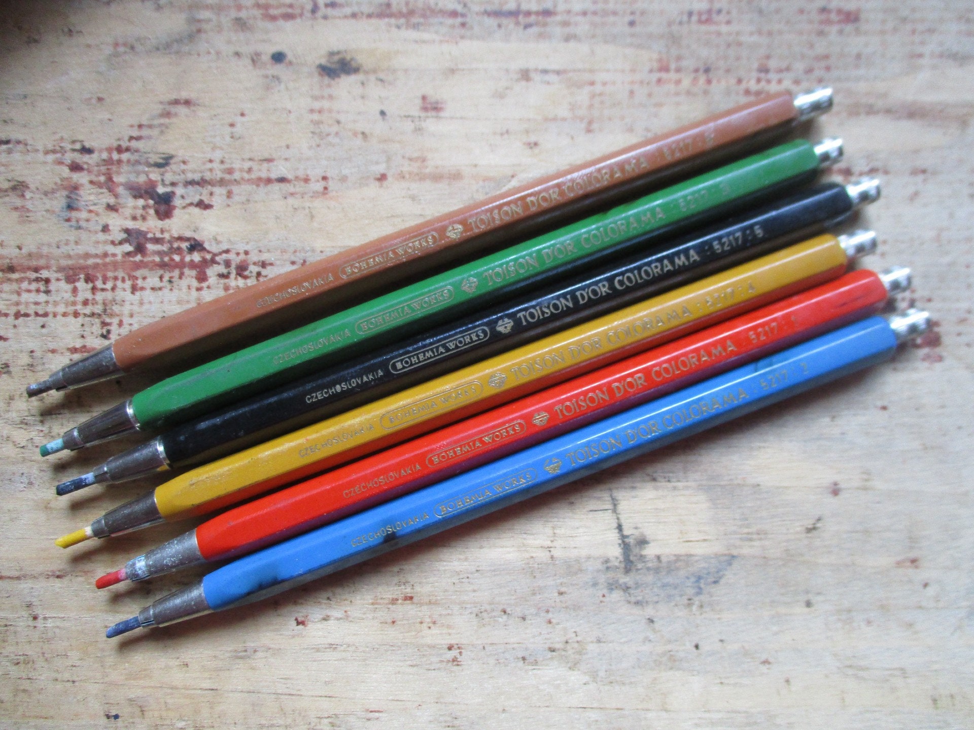 Derwent Colored Pencils Drawing Pencils Set of 6 Metal Case JAPAN IMPORT