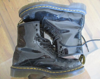 Dr Martens Ladies Brown Leather High Heel Shoes. Size UK6