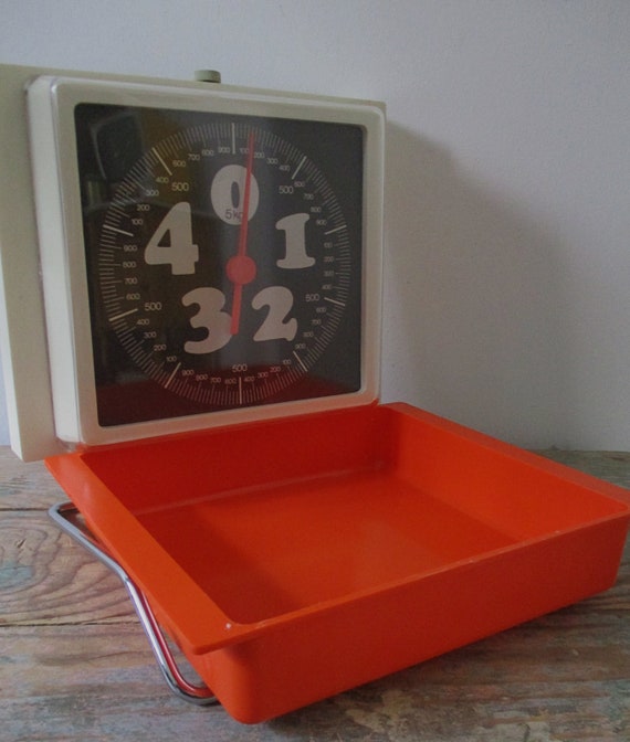 Westa Kitchen Scales,folding kitchen scales , retro 70s kitchen decor ,70s orange kitchen scales , retro kitchen décor