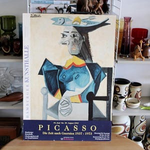Picasso Exebition poster, Picasso cubist poster, Period after Guernica 1937 – 1973,Femme assise avec poisson,Picasso 1993 Exhibition Poster.