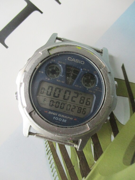 Casio DGW 300 Digi Graph Alarm Chrono Water Resist 100m Vtg Men s