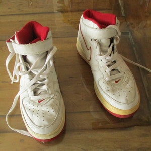 Nike air force 1 2002,Nike air force 1 mid varsity red 2002,Air force 1 us size 8, Vintage Nike  ,