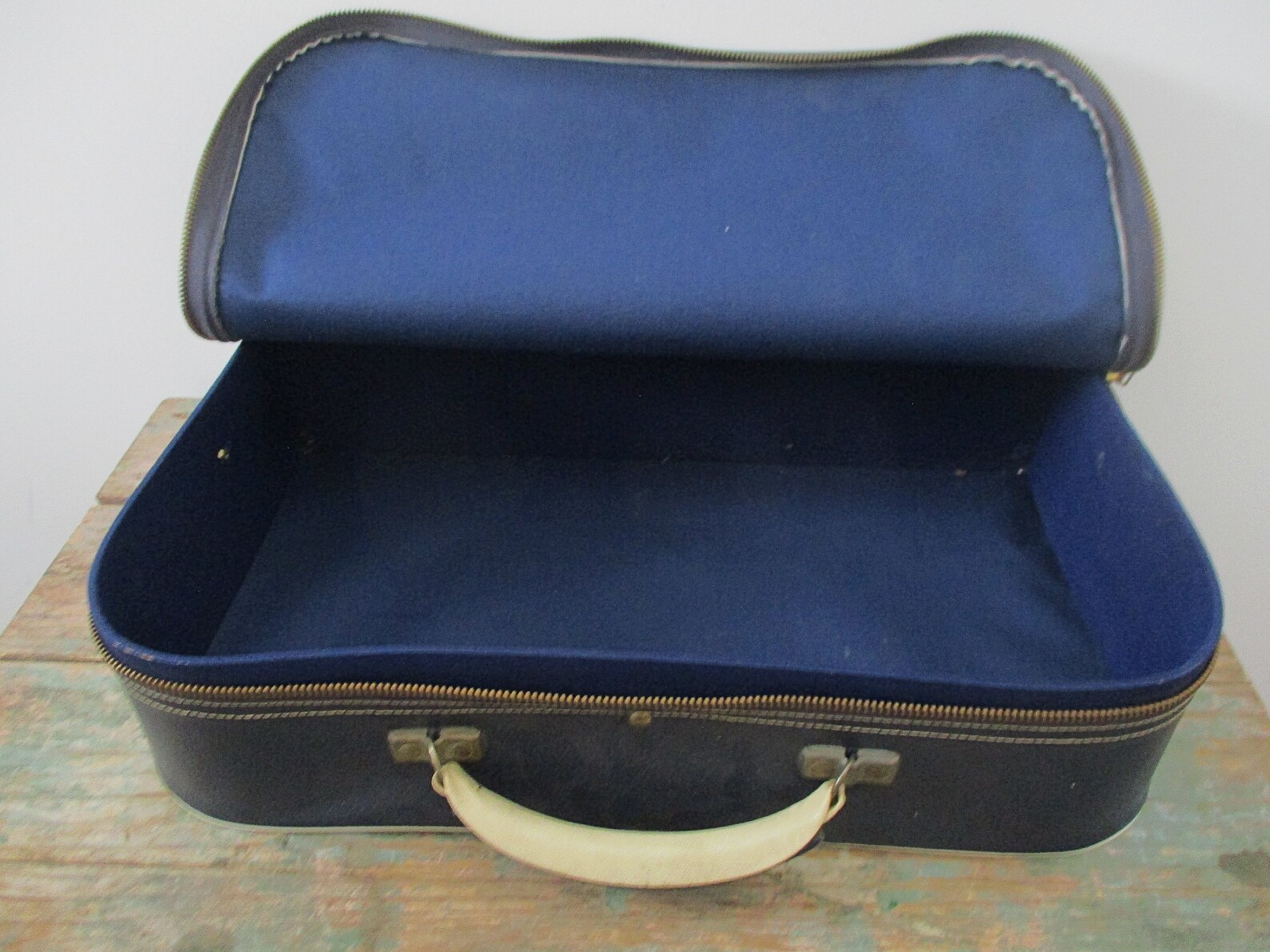 air france carry on luggage size