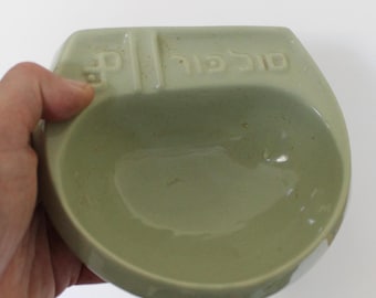 Wall mounted soap dish  , Jade green ceramic soap dish , vintage ceramic bathroom décor ,vintage bathroom décor,Israeli vintage soap dish