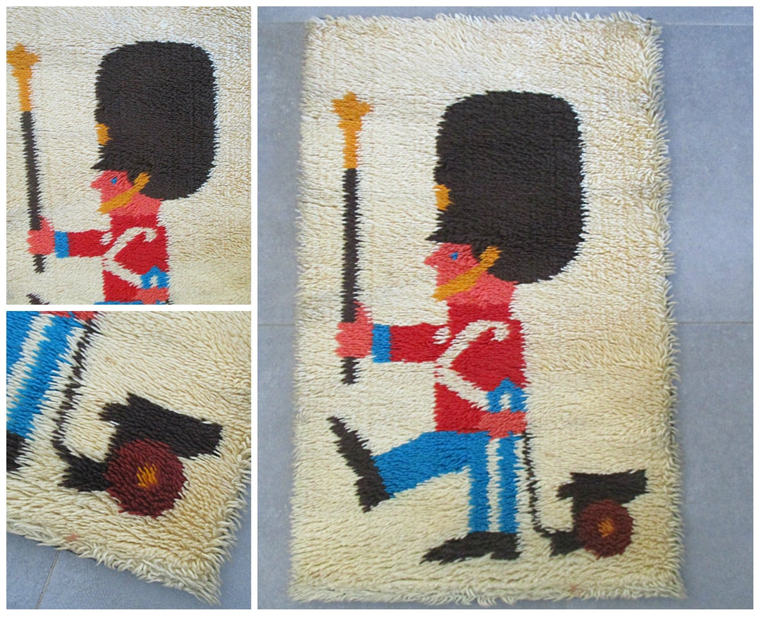 Wall Rug Denmark Danish Guard Wall Rug ,danish Wall Rug , Scandinavian Tapestry,royal ...