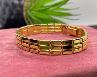 Vintage gold tone bracelet block design