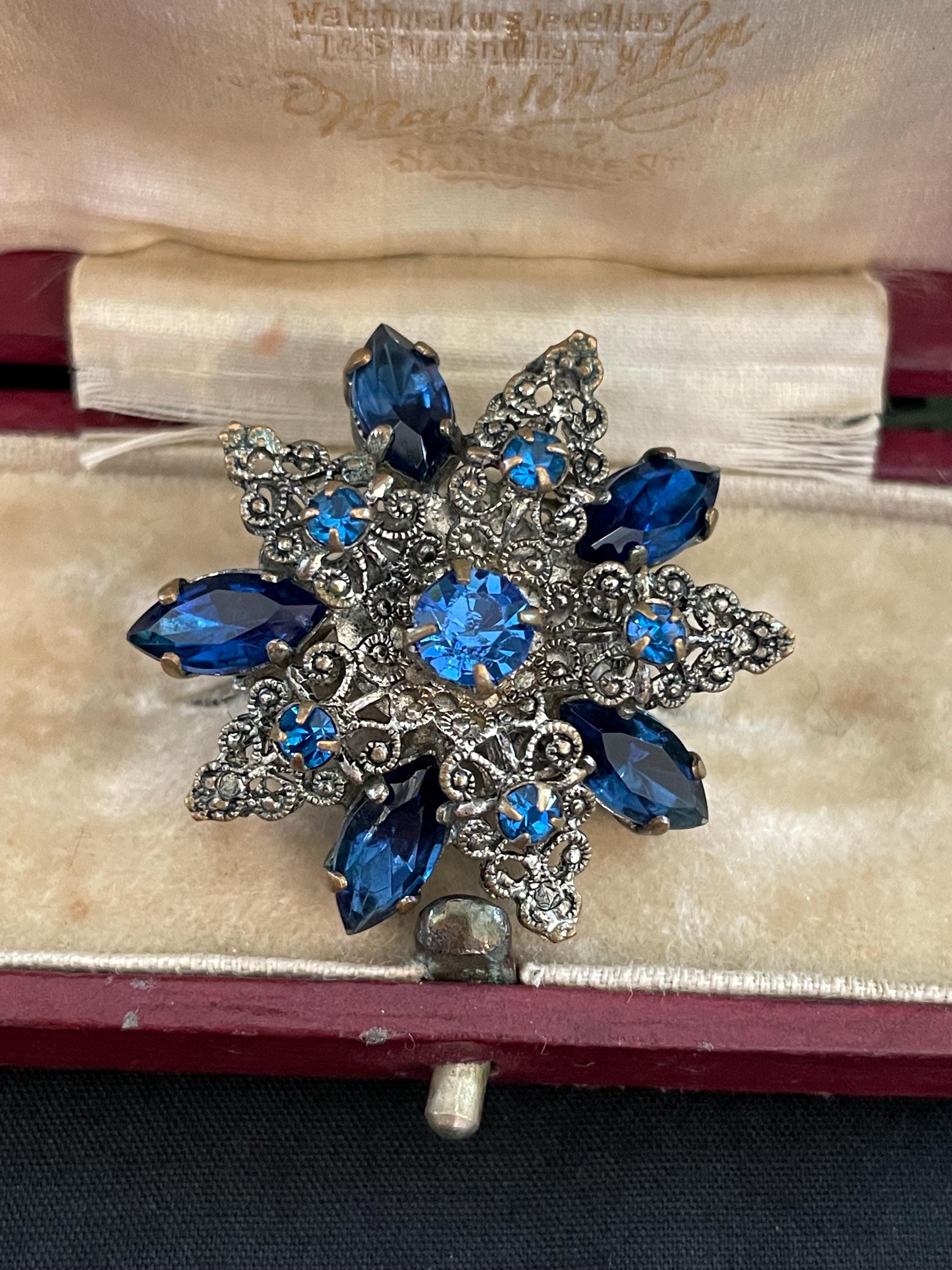 Broche étoile Ancienne En Laiton Avec Saphiret Et Strass - Occasion, Bon état