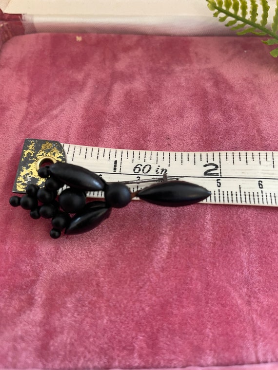 ブローチ ウィットビー ジェット アンティーク ブローチ 珍しい 希少