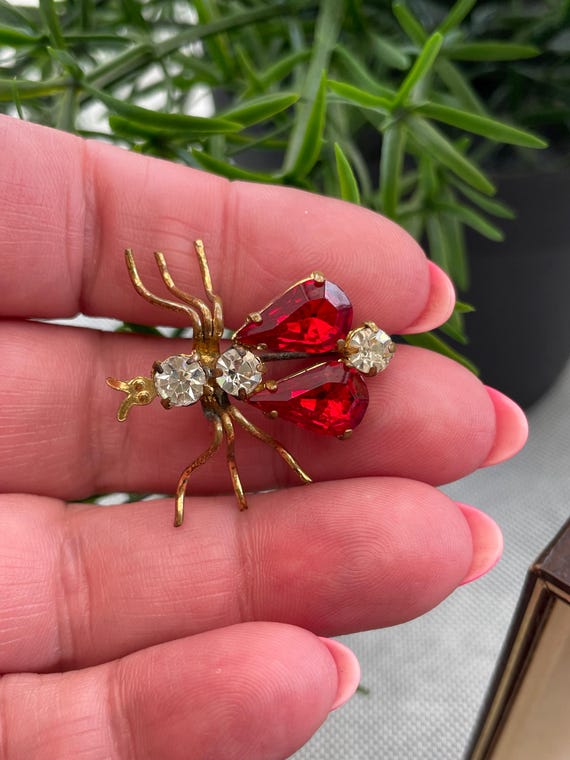 Vintage brooch insect paste ruby past diamond Vic… - image 4