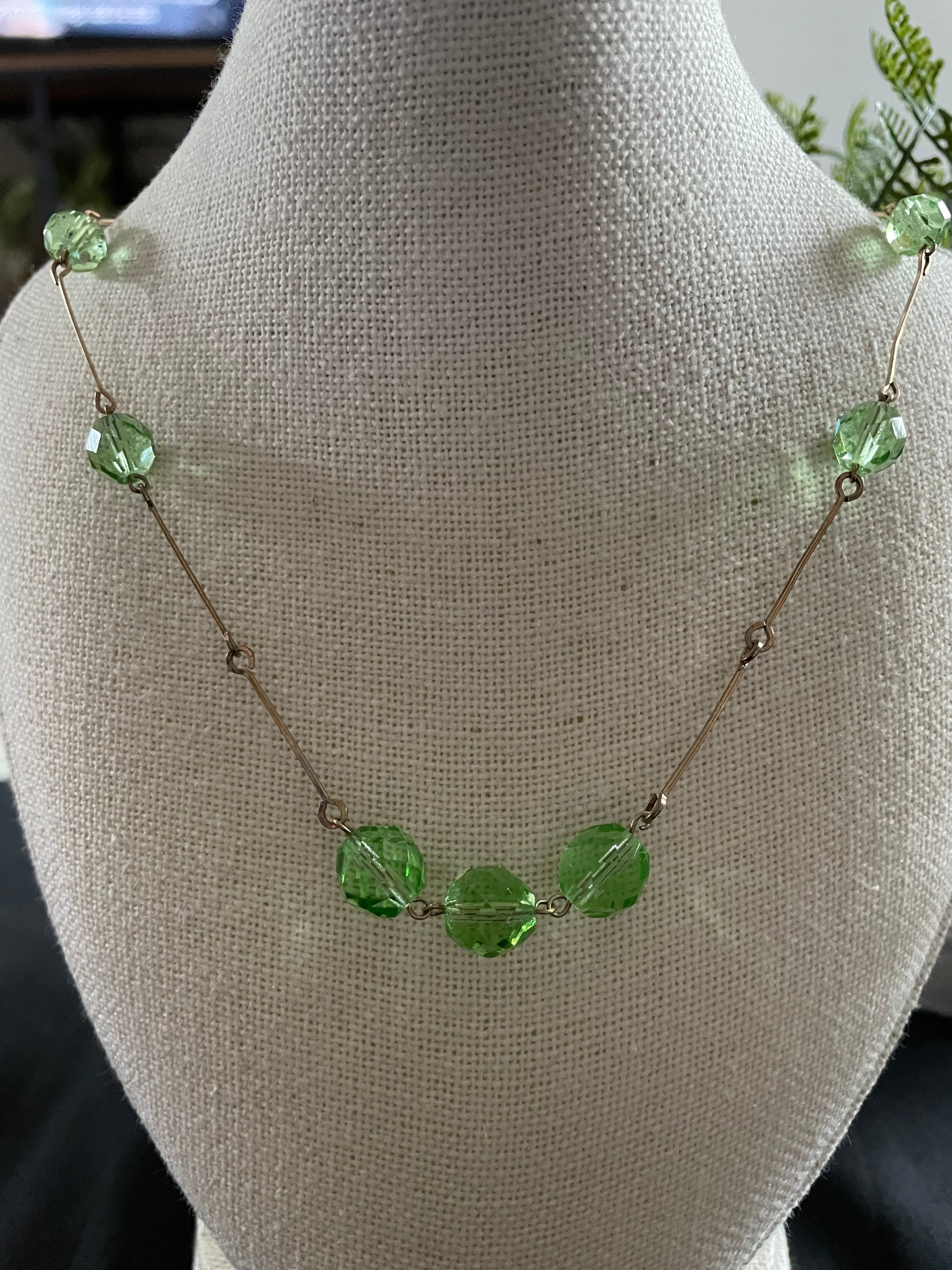 Collier Vintage Perles De Verre Vertes Irisé - Bijou Ancien Couleur Or - Occasion